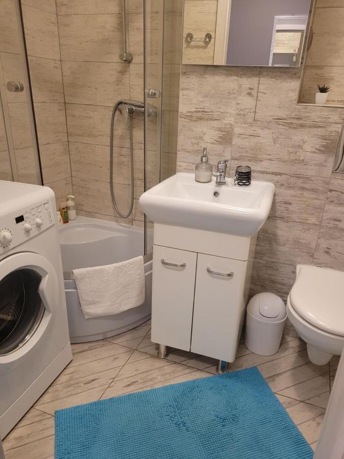 Apartament Centrum Chmielna Varsóvia Exterior foto
