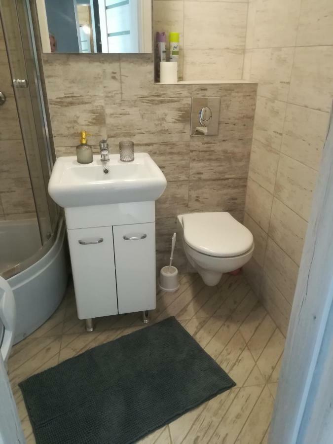 Apartament Centrum Chmielna Varsóvia Exterior foto